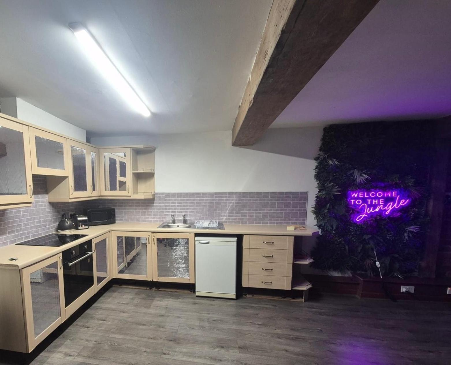 Rainford Gardens By Ustay Aparthotels Liverpool Extérieur photo
